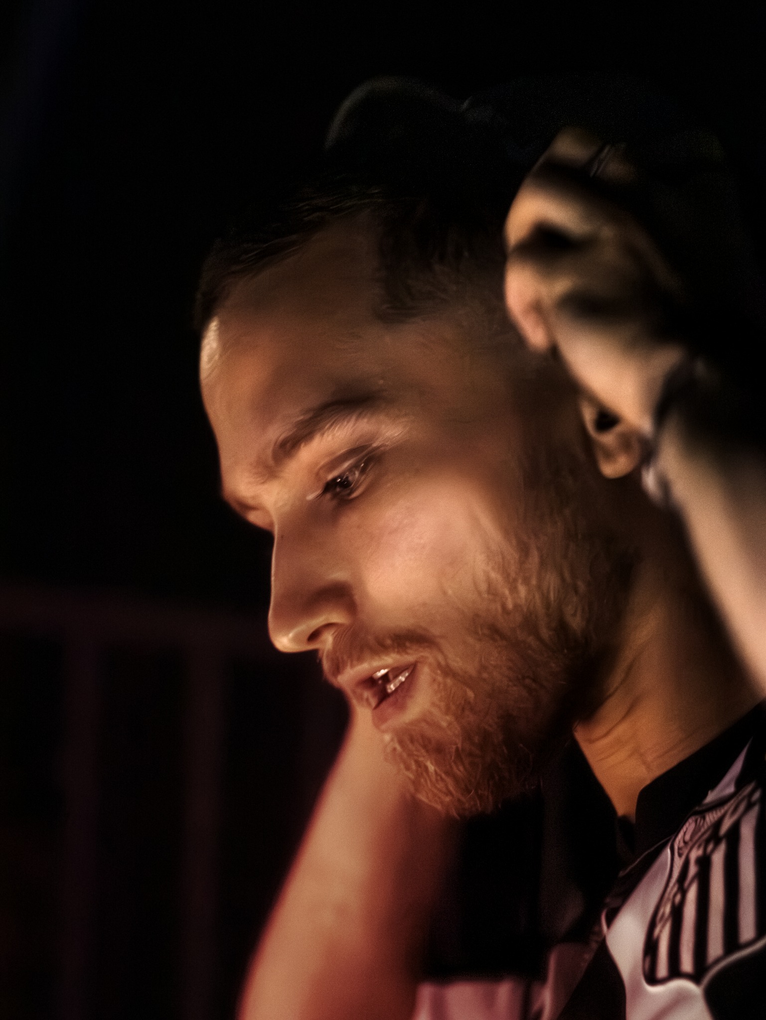 Close portrait of Ecco at a live event